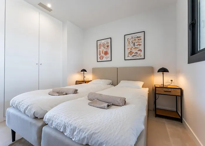 Higueron West 8422 * פואנגירולה